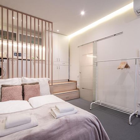Cozy Little Flat In The City Center Budapeste Exterior foto